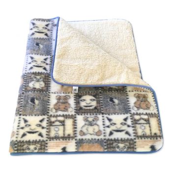 Sleepy-Gyermek Takaró Macis mintával 100% Bárány gyapjú Sleepy-Gyermek Takaró Macis mintával 100% Bárány gyapjú