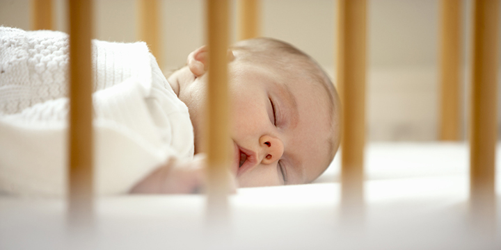 A Sleepy-Kids 8 cm magas hypoallergén kiságy matrac lehetővé teszi a nyugodt alvást.